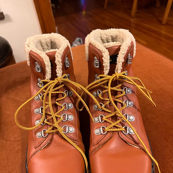 Dr. Martens boots - Picture 4 of 5